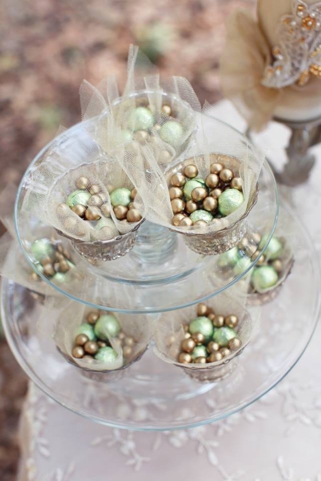 Gold and Green nibble favors