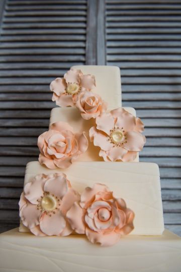 Floral Peach Wedding Cake – seen on The Frosted Petticoat