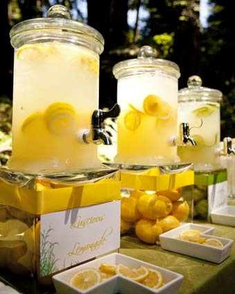 Lemonade Drink Display – spotted on SpecialEvents.com