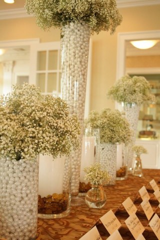 Baby’s Breath and Pearls Décor
