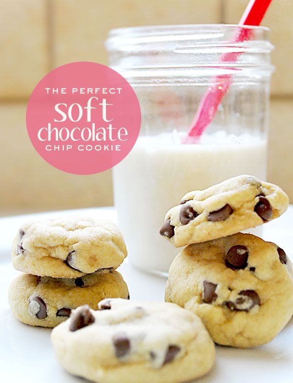 Bake the Perfect Soft Chocolate Chip Cookie – recipe shared on Casa Di Moo