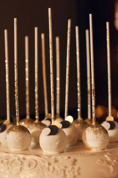 Sequin Cake Pops – shared on Ruffled Blog