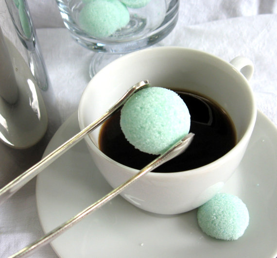 Mint Green Sugar Dots – made by WishingwellArt on Etsy