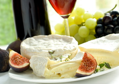 How to Pair Wine and Cheese Plus Serving Tips – shared by Natalie Maclean – Wine Reviews & Ratings