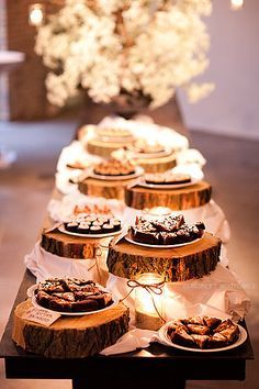 Rustic Table Décor with Wood – spotted on Pinterest