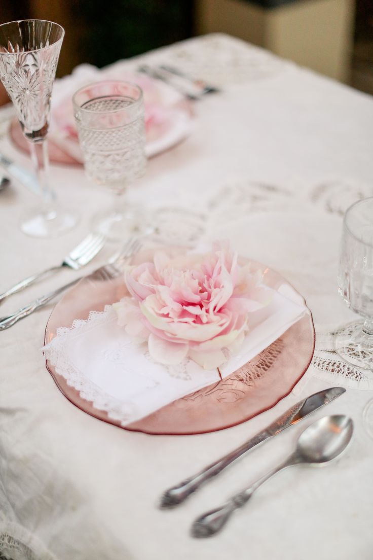 Rose Place Setting – shared on Style Me Pretty