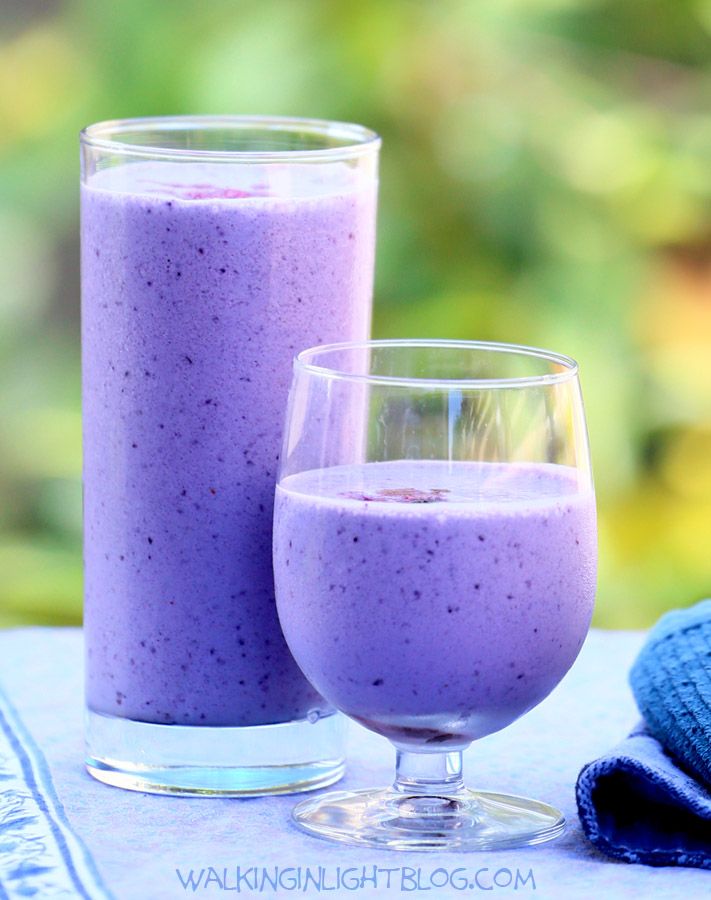 Blueberry Jelly Bean Shake – spotted on Pinterest