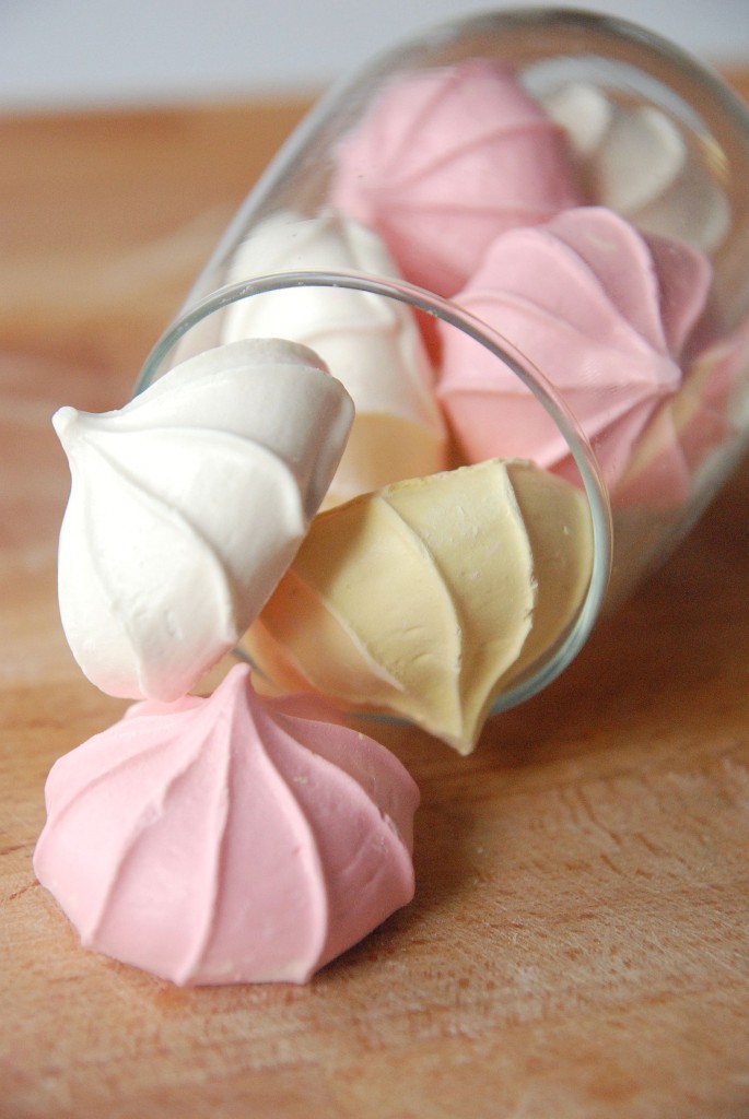 Meringue Kiss Cookies – recipe shared by The Novice Chef
