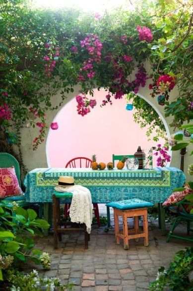 Bohemian Garden Patio – shared on DigsDigs