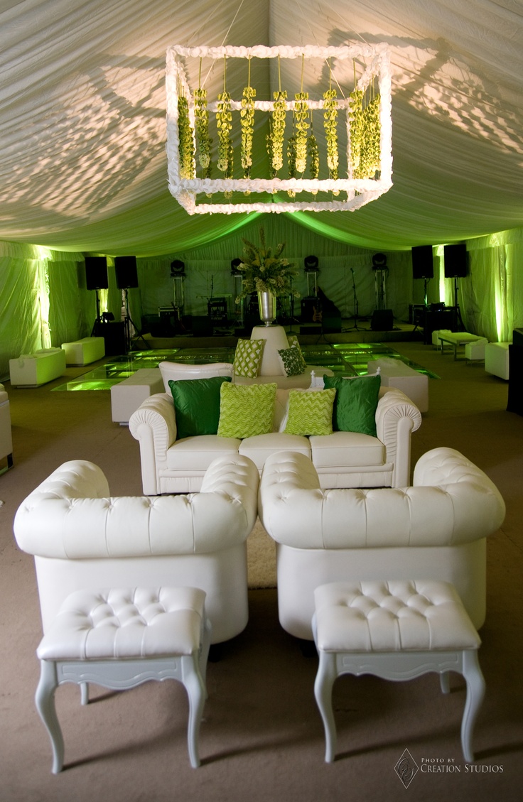Green and White Lounge – spotted on Pinterest