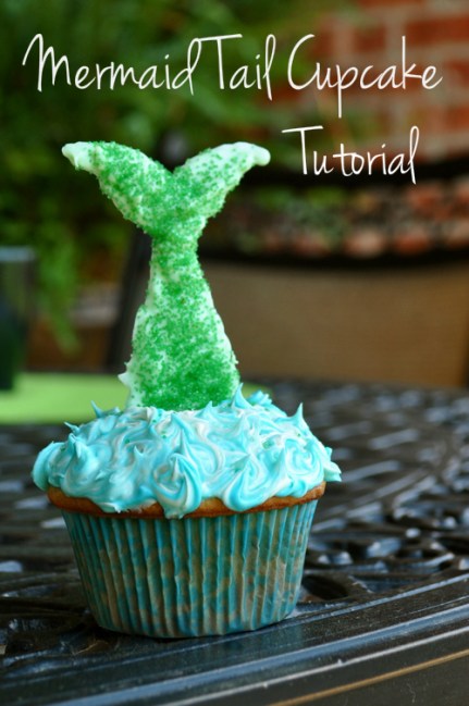Mermaid Tail Cupcake Tutorial – shared by Mrs. Dork