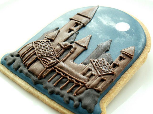 Hogwarts Cookies – shared by Lucy Samuels on Flickr