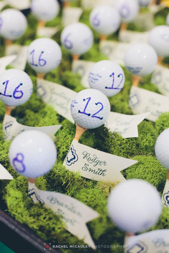 Golf Ball on Tee Escort Cards in Green Moss – shared by Rachel McCauley