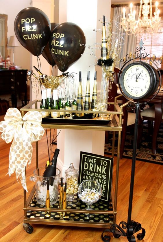 New Year’s Eve Bar Cart in Black and Gold – shared on Pizzazzerie